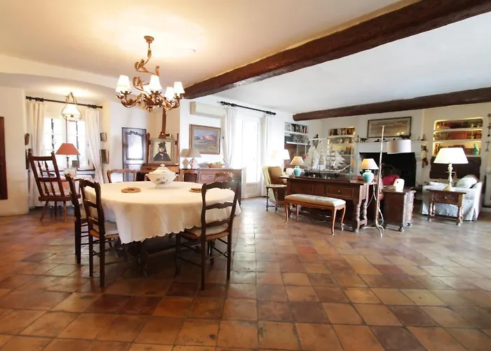 La Pierre Villa Grimaud