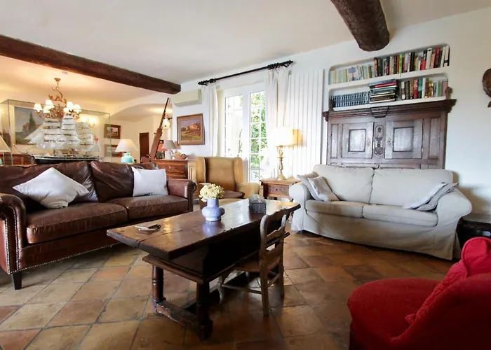 La Pierre Villa Grimaud